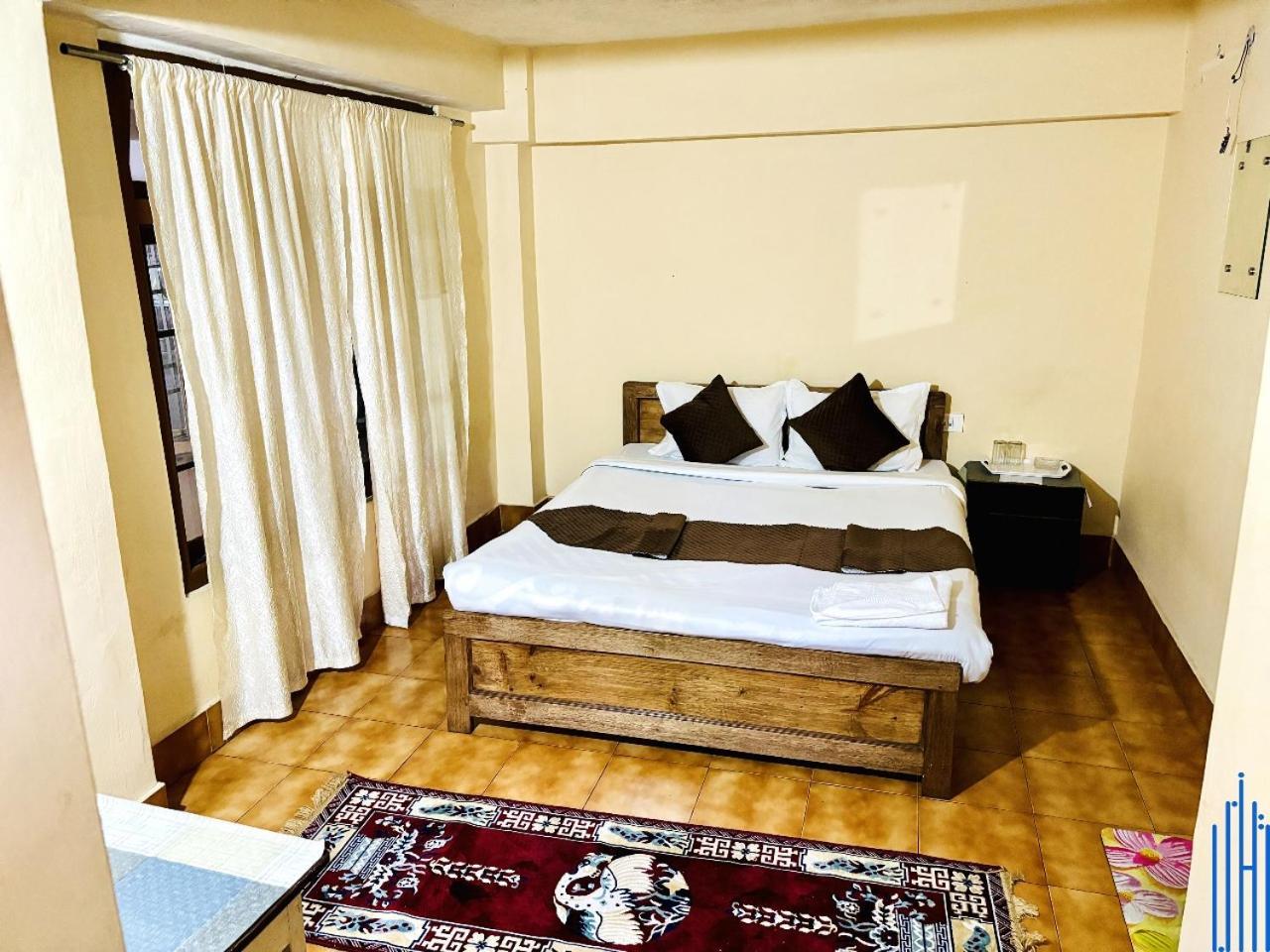 Vstm Sikkim Den Hotel Gangtok Exterior photo